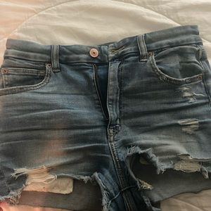 American eagle size 8 super stretch denim shorts